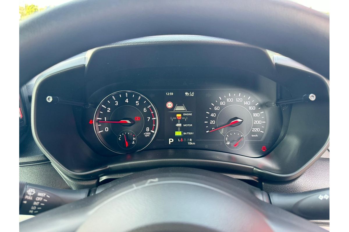 2025 Suzuki Swift Hybrid UZ