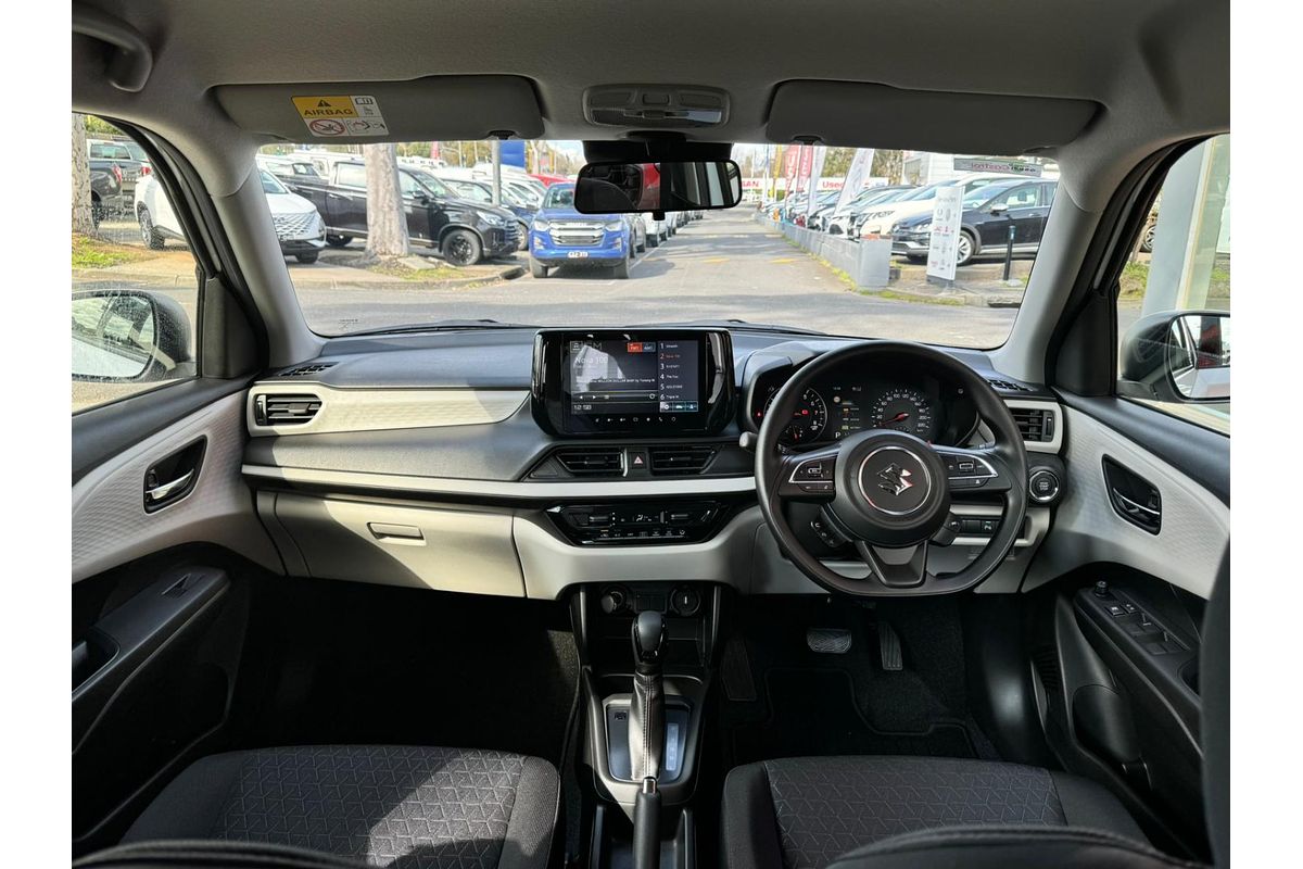 2025 Suzuki Swift Hybrid UZ