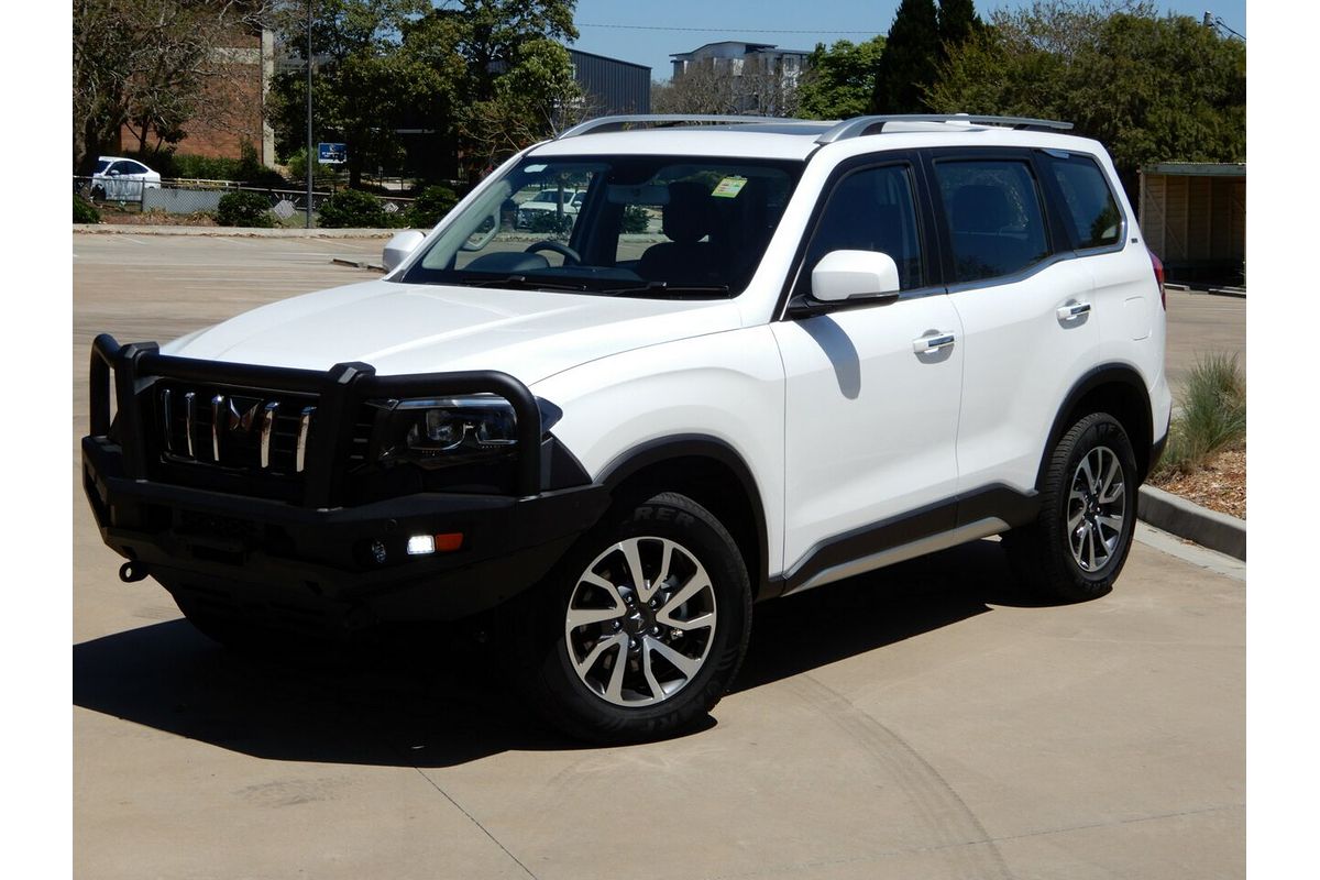 2025 Mahindra Scorpio Z8L