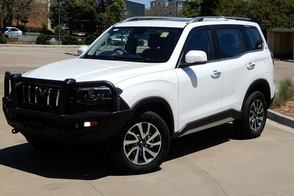 2025 Mahindra Scorpio Z8L