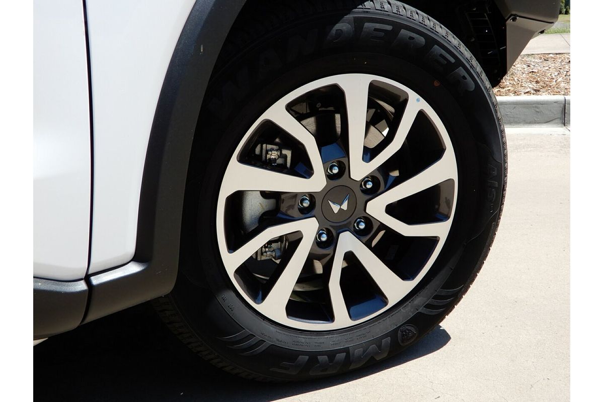 2025 Mahindra Scorpio Z8L