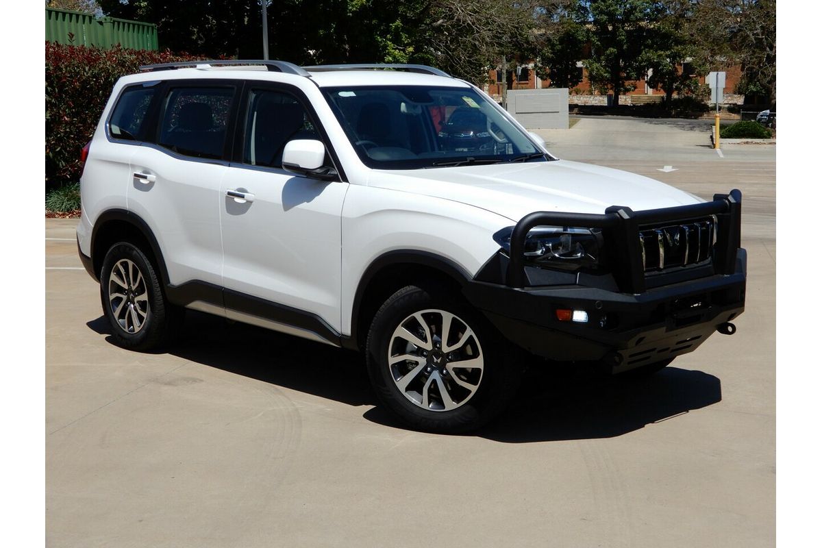 2025 Mahindra Scorpio Z8L