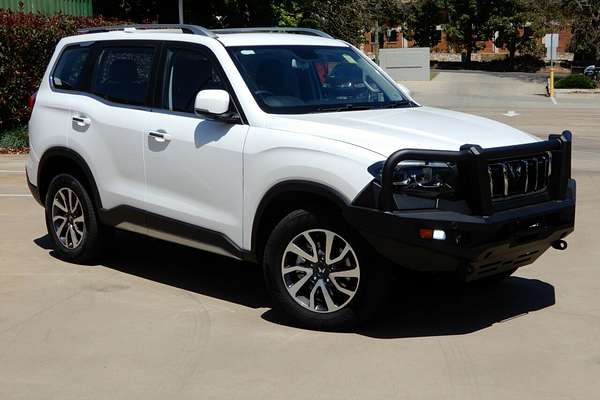 2025 Mahindra Scorpio Z8L