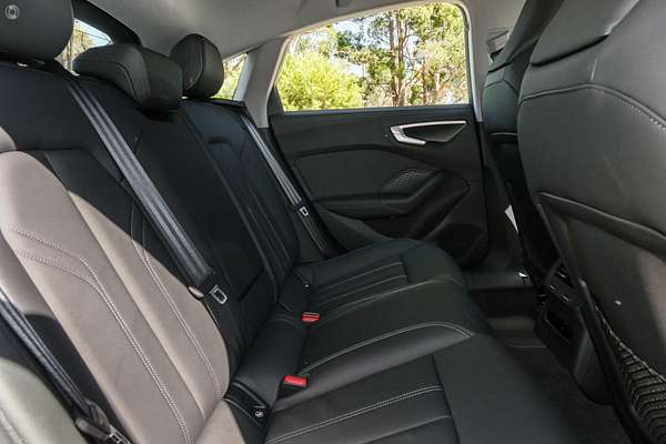 2025 Audi A5 TFSI 150kW S line B10