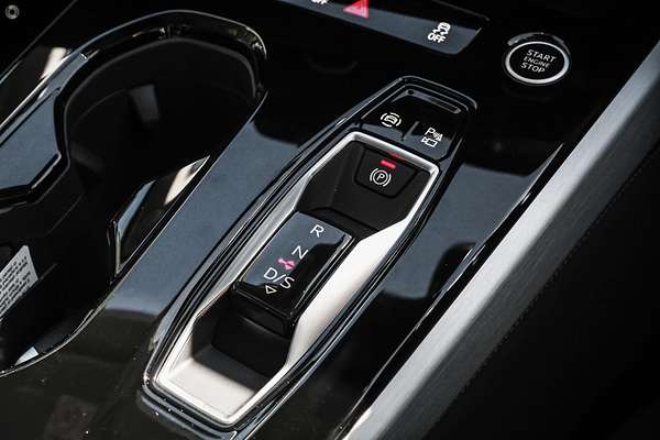 2025 Audi A5 TFSI 150kW S line B10