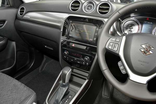 2025 Suzuki Vitara Turbo LY Series II