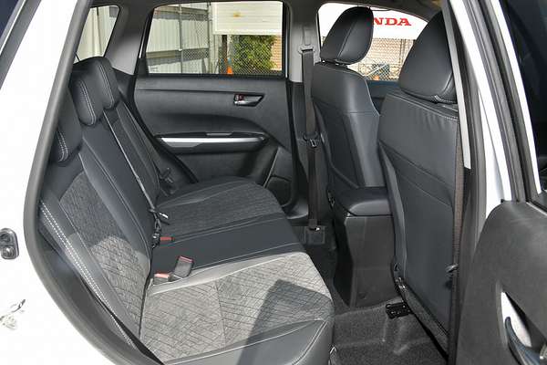 2025 Suzuki Vitara Turbo LY Series II