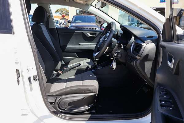 2022 Kia Stonic S YB