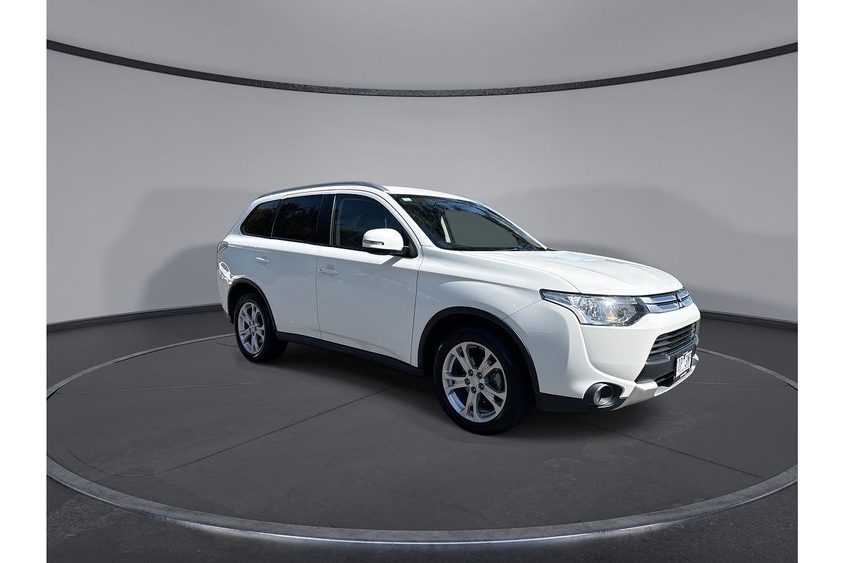 2014 Mitsubishi Outlander LS ZJ