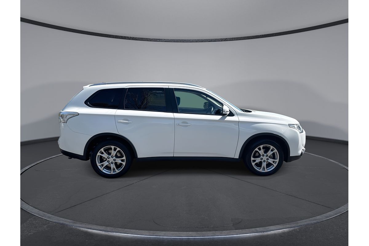 2014 Mitsubishi Outlander LS ZJ