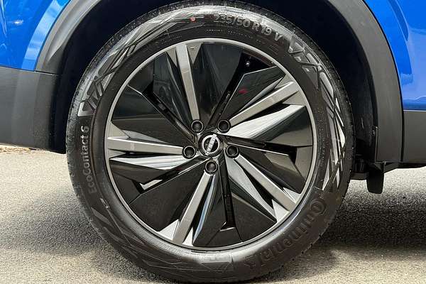 2025 Nissan QASHQAI Ti J12