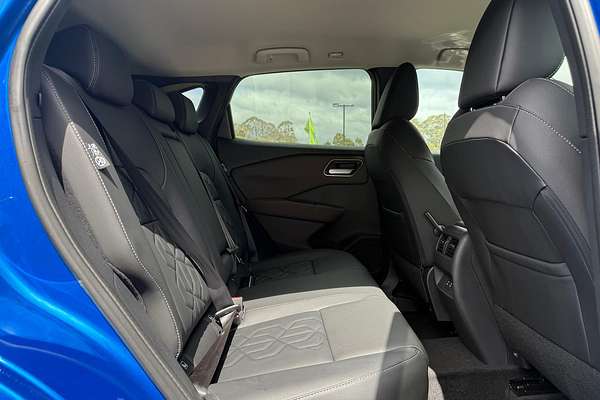 2025 Nissan QASHQAI Ti J12