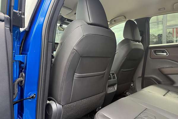2025 Nissan QASHQAI Ti J12