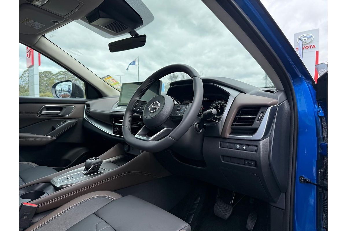 2025 Nissan QASHQAI Ti J12