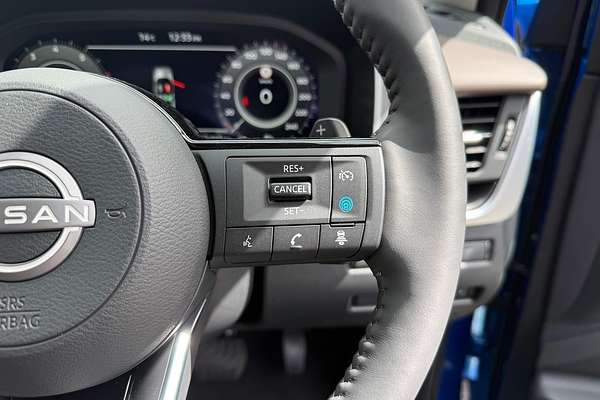 2025 Nissan QASHQAI Ti J12