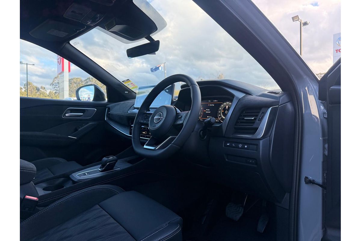 2025 Nissan QASHQAI Ti-L J12