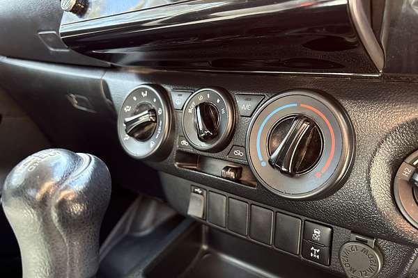 2023 Toyota Hilux SR GUN126R 4X4