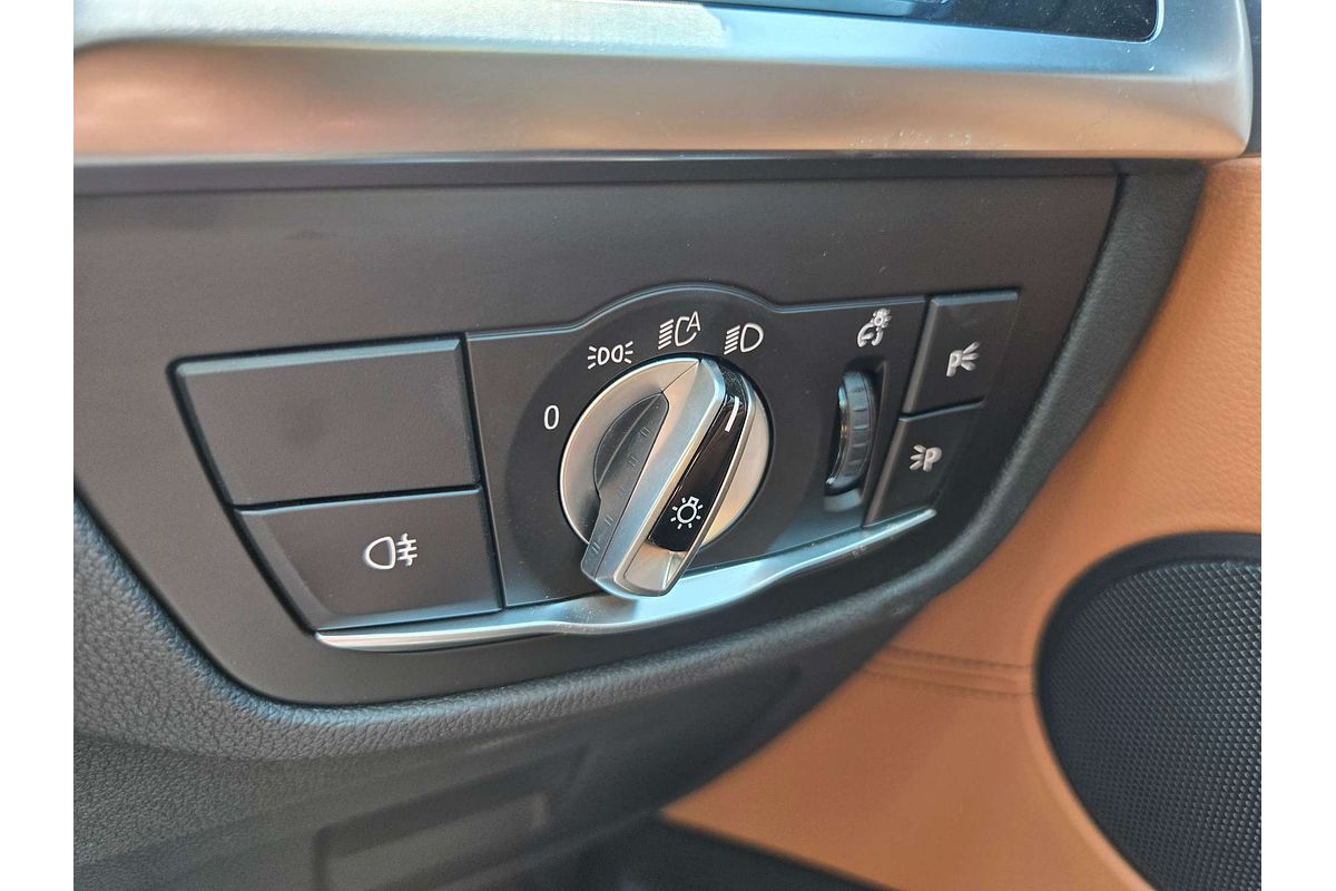 2020 BMW X3 sDrive20i G01