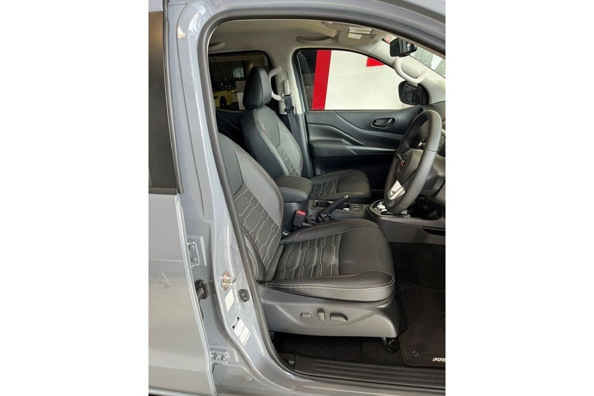2025 Nissan Navara PRO-4X D23 4X4