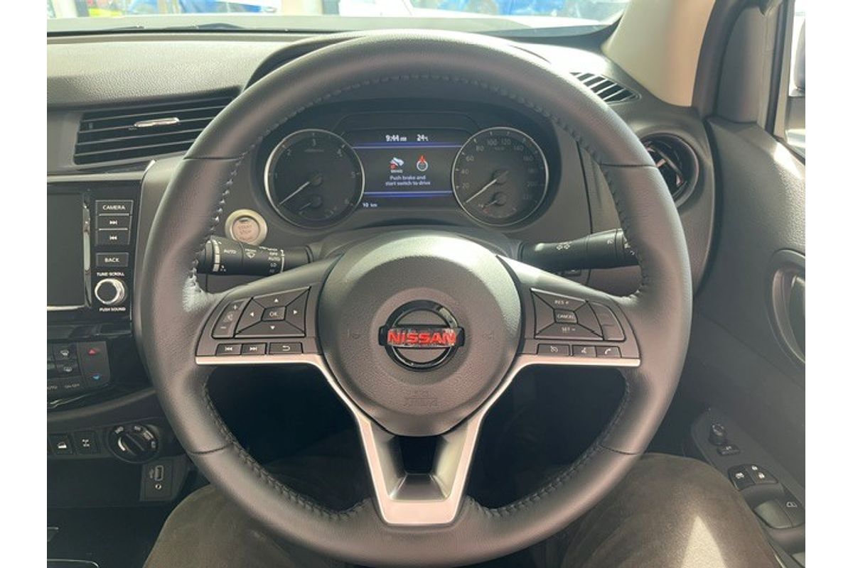 2025 Nissan Navara PRO-4X D23 4X4