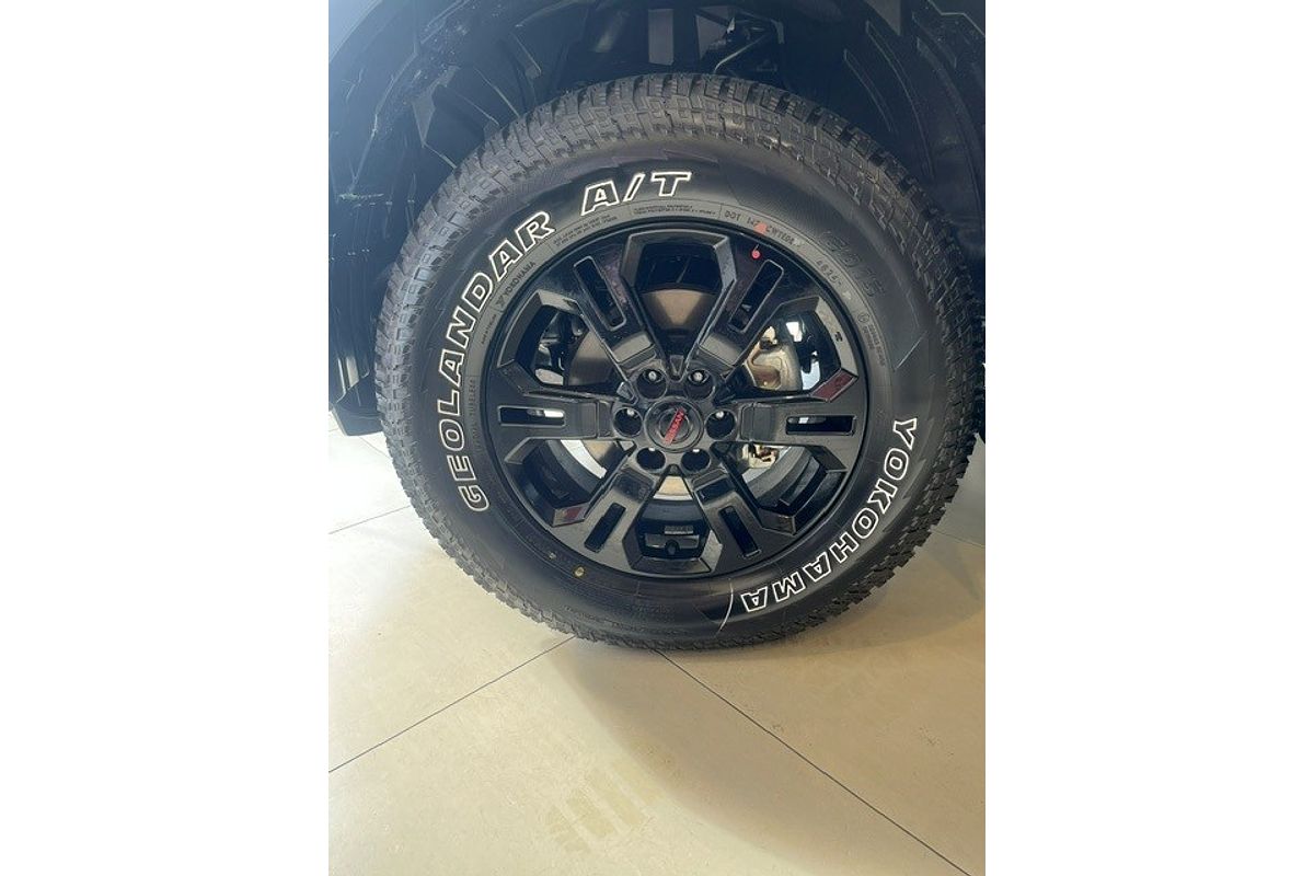 2025 Nissan Navara PRO-4X D23 4X4