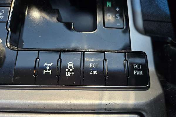 2016 Toyota Landcruiser VX VDJ200R