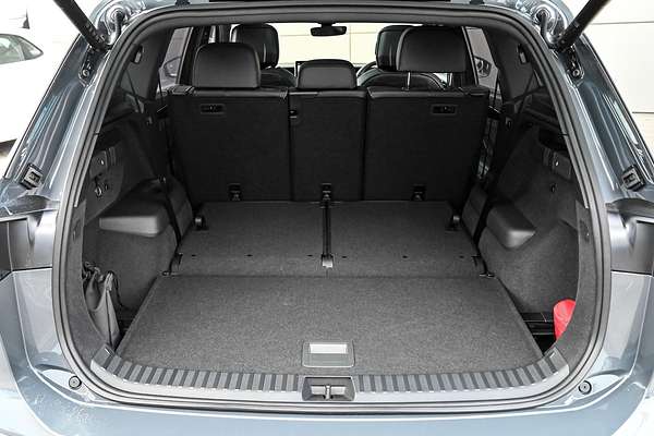 2025 Volkswagen Tayron 195TSI R-Line R4