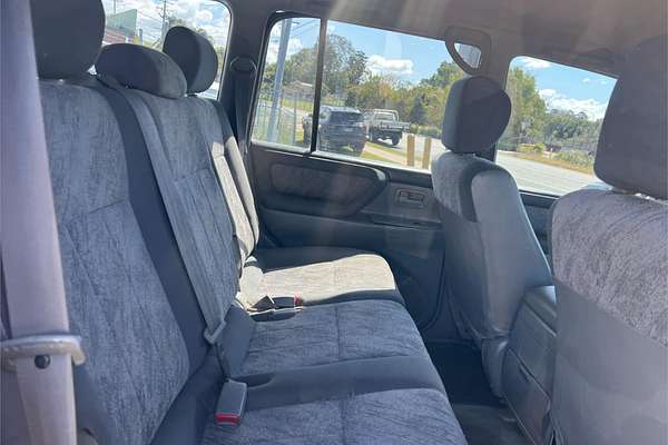 2000 Toyota Landcruiser RV FZJ105R