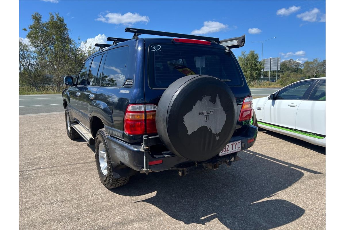 2000 Toyota Landcruiser RV FZJ105R