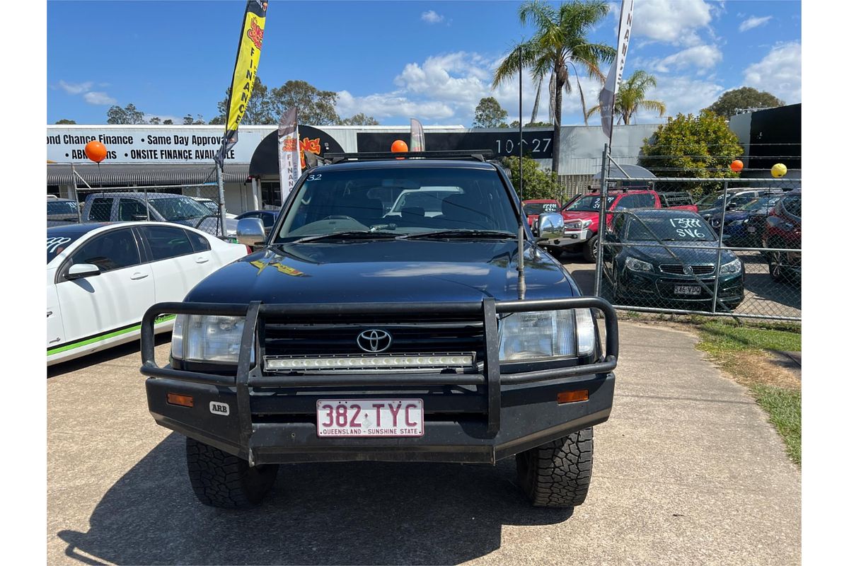2000 Toyota Landcruiser RV FZJ105R