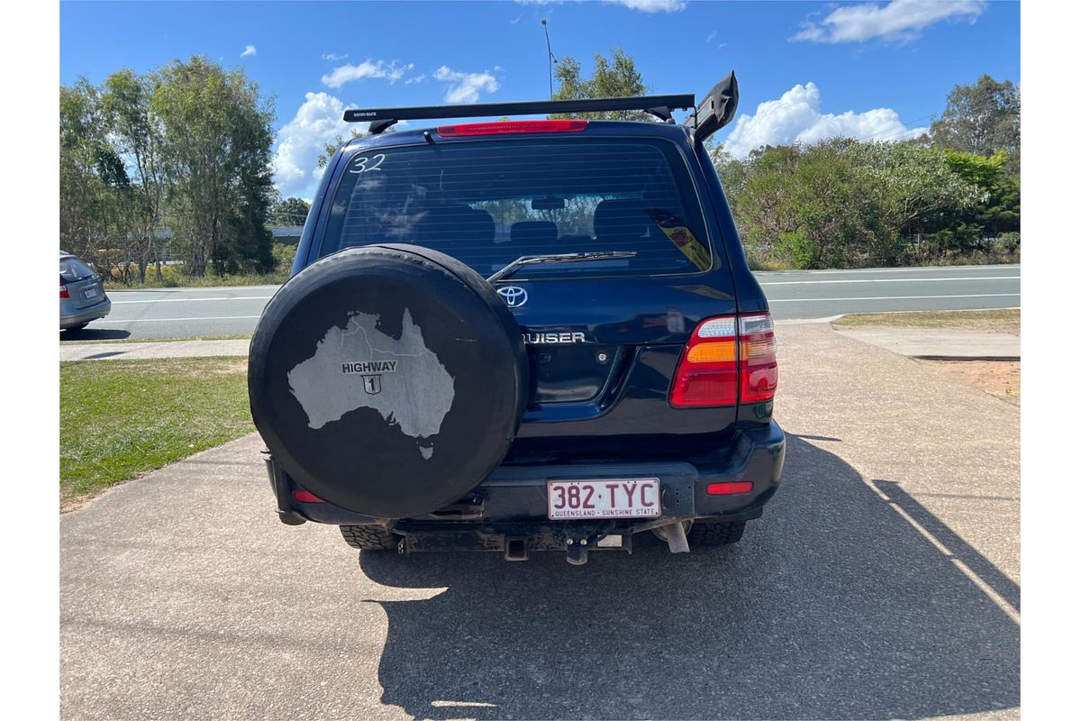 2000 Toyota Landcruiser RV FZJ105R