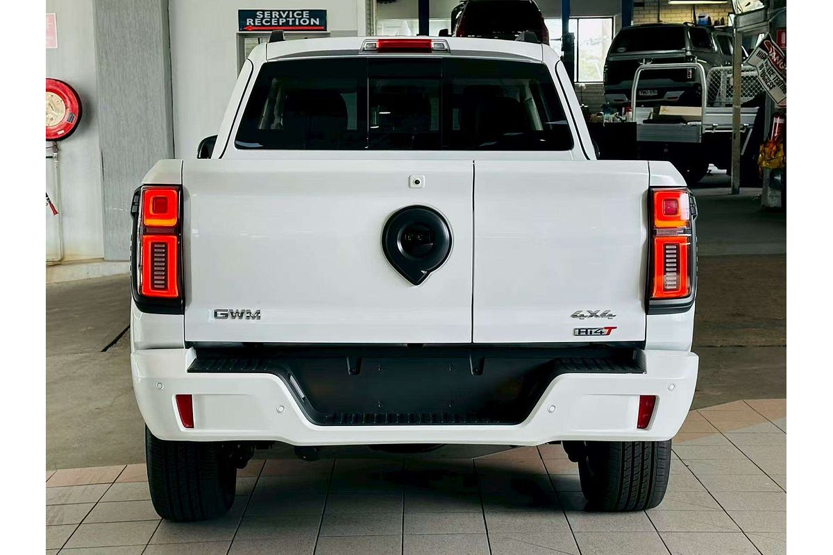 Ute Cannon Alpha Ultra PHEV 4x4