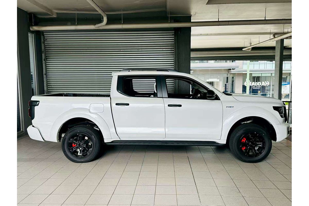 Ute Cannon Alpha Ultra PHEV 4x4