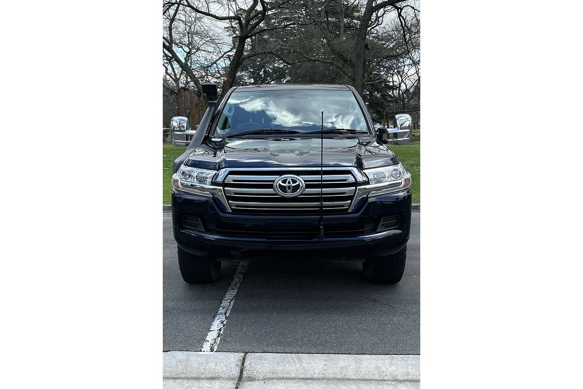 2017 Toyota Landcruiser GXL VDJ200R