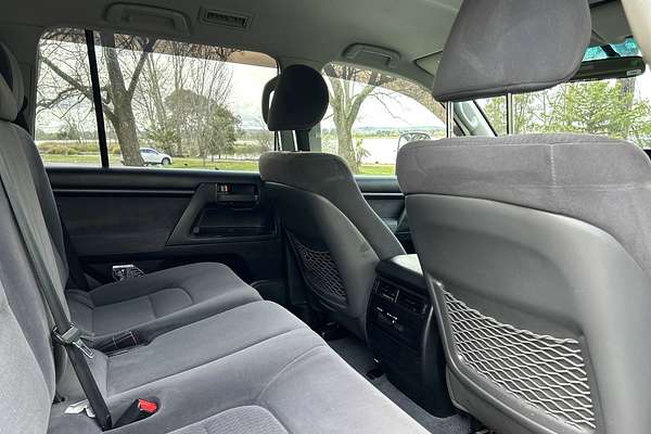 2017 Toyota Landcruiser GXL VDJ200R