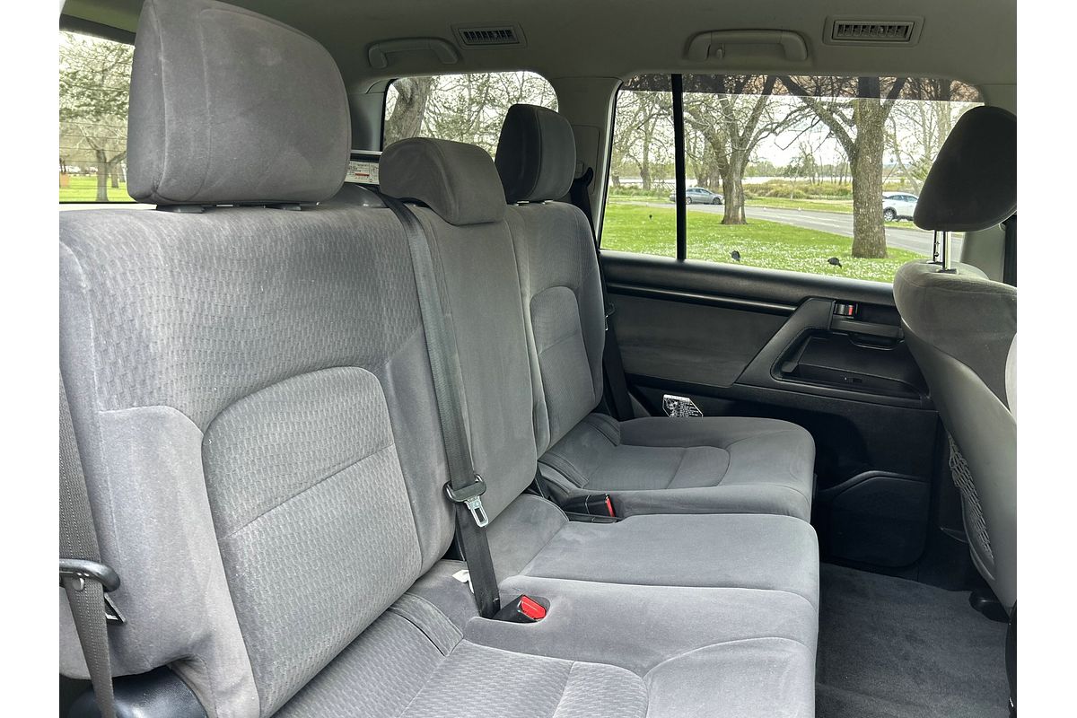 2017 Toyota Landcruiser GXL VDJ200R