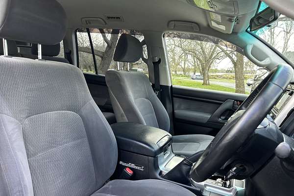 2017 Toyota Landcruiser GXL VDJ200R