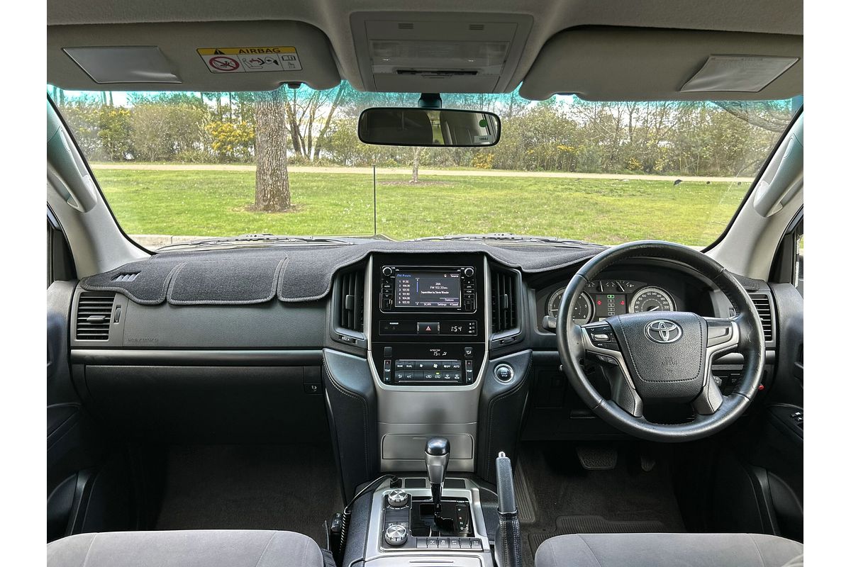 2017 Toyota Landcruiser GXL VDJ200R