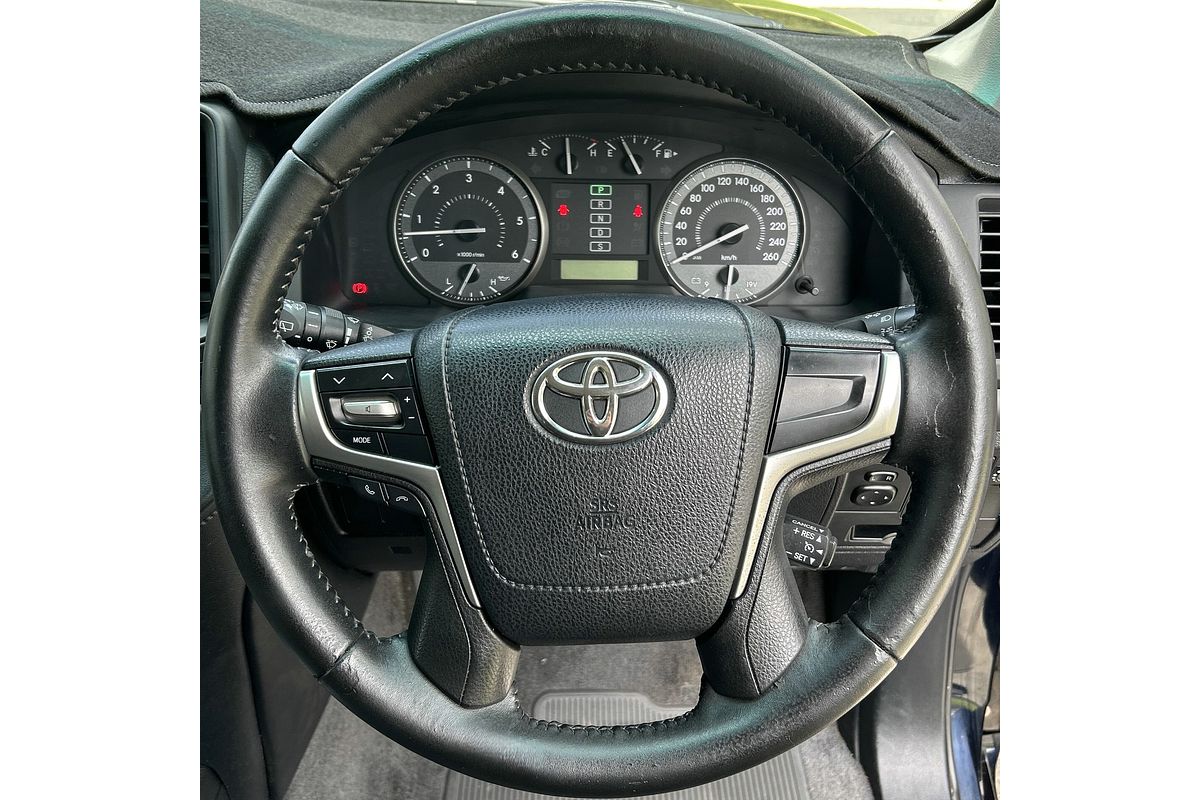 2017 Toyota Landcruiser GXL VDJ200R