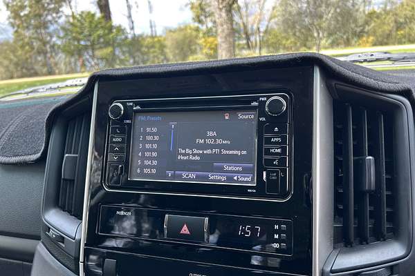 2017 Toyota Landcruiser GXL VDJ200R