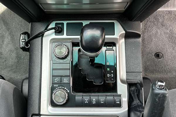 2017 Toyota Landcruiser GXL VDJ200R