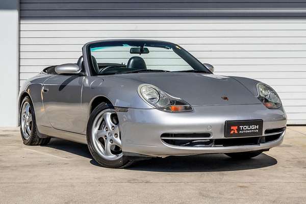 2000 Porsche 911 Carrera 4 Cabriolet 996