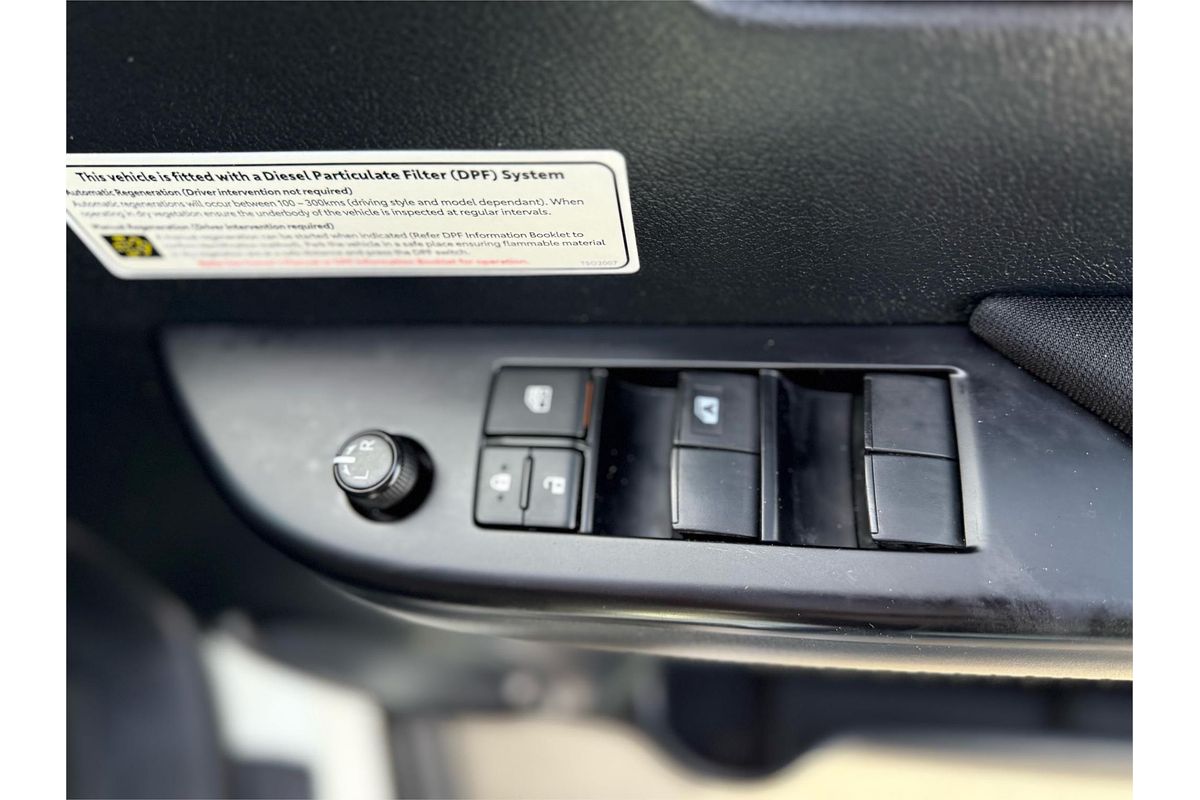 2020 Toyota Hilux SR GUN126R 4X4
