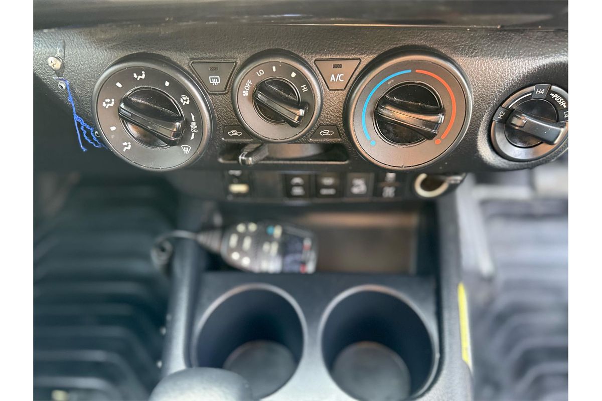 2020 Toyota Hilux SR GUN126R 4X4