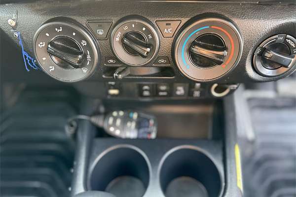 2020 Toyota Hilux SR GUN126R 4X4