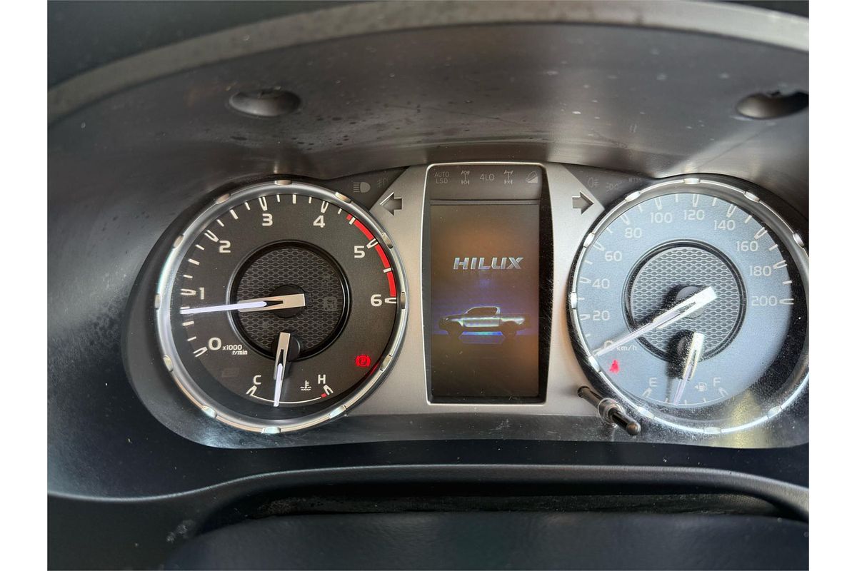 2020 Toyota Hilux SR GUN126R 4X4