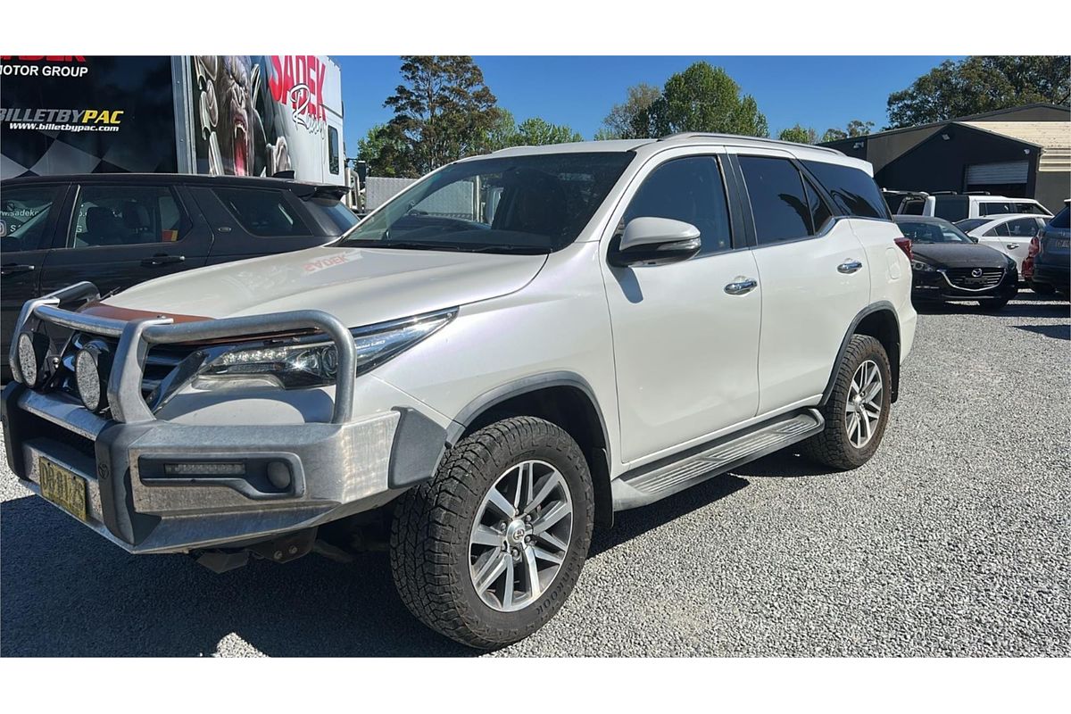 2016 Toyota Fortuner Crusade GUN156R