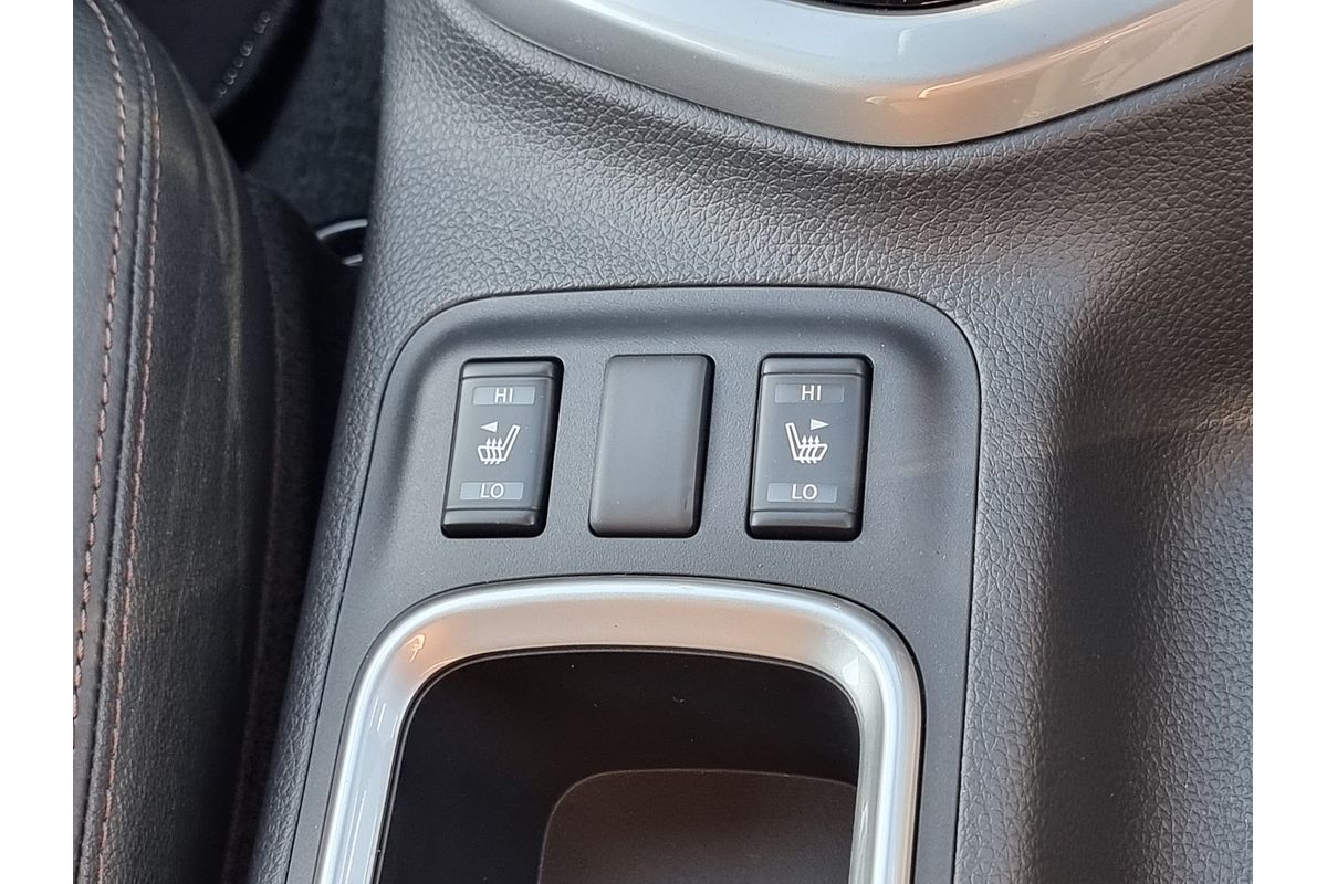 2025 Nissan Navara ST D23 4X4