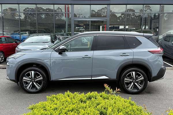 2025 Nissan X-TRAIL Ti T33