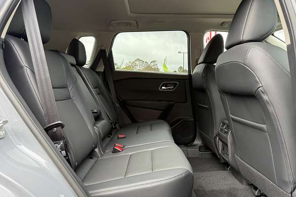 2025 Nissan X-TRAIL Ti T33